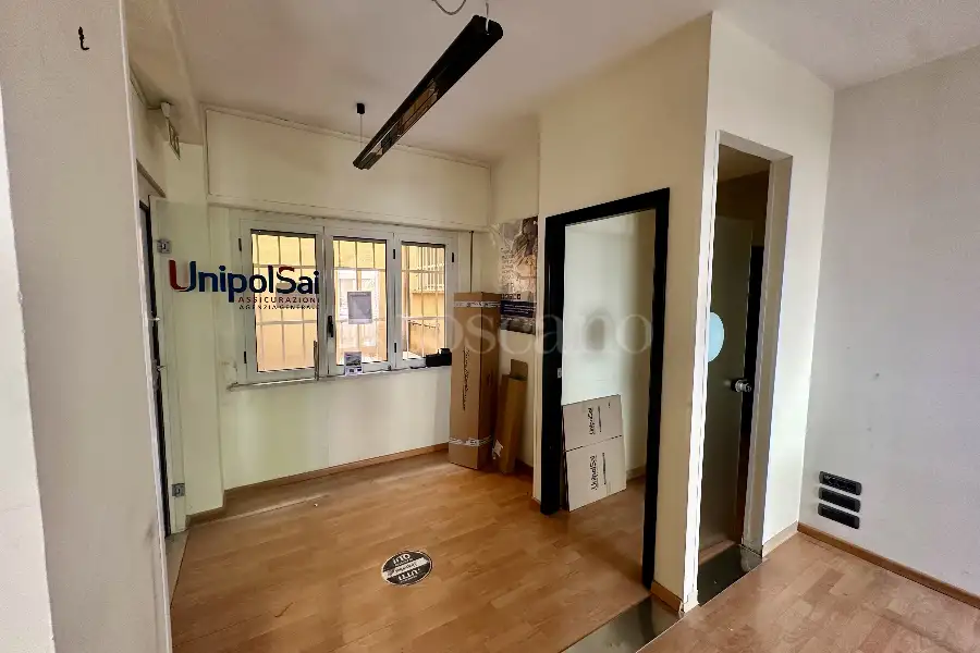 Ufficio in affitto di 90 mq a €750 (rif. 1/2025)