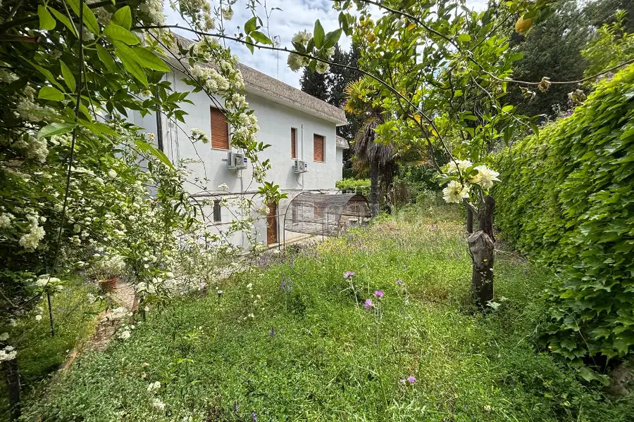 Villa in vendita di 260 mq a €315.000 (rif. 20/2026)
