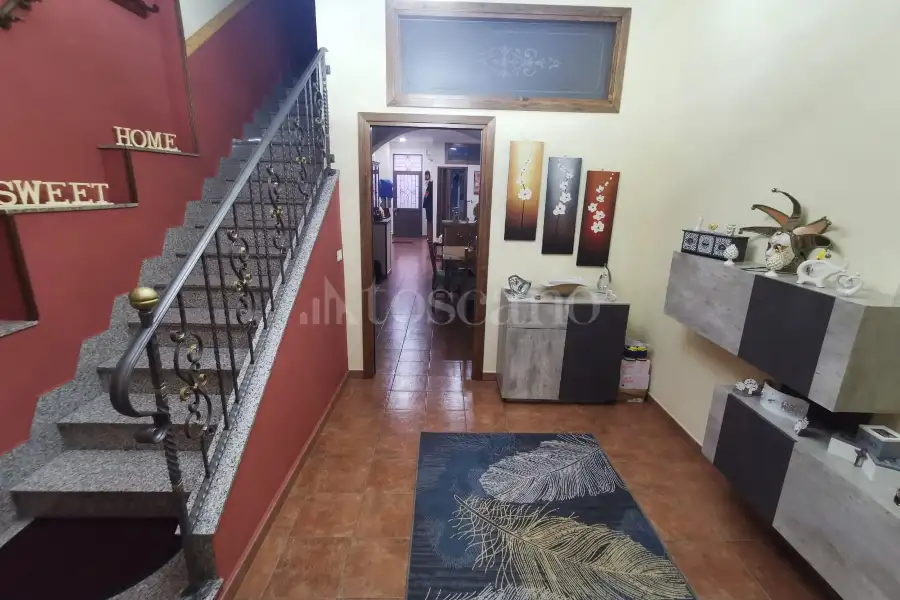 Casa Indipendente in affitto di 160 mq a €570 (rif. 12/2026)