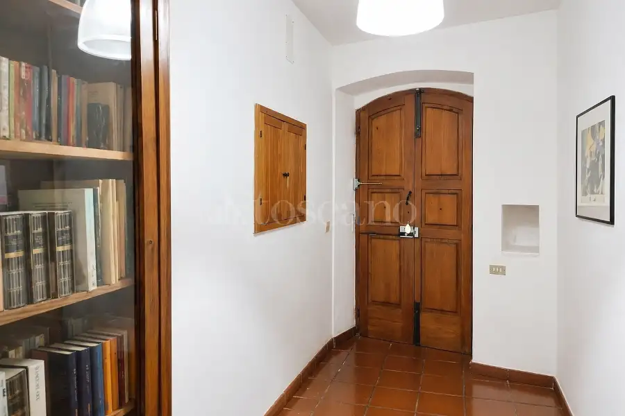 Casa Indipendente in vendita di 252 mq a €495.000 (rif. 23/2026)