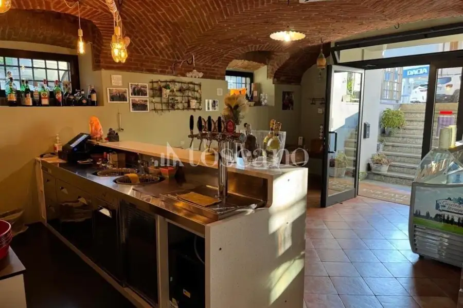 Attività Commerciale in vendita di 240 mq a €135,000 (rif. TS0314VE)