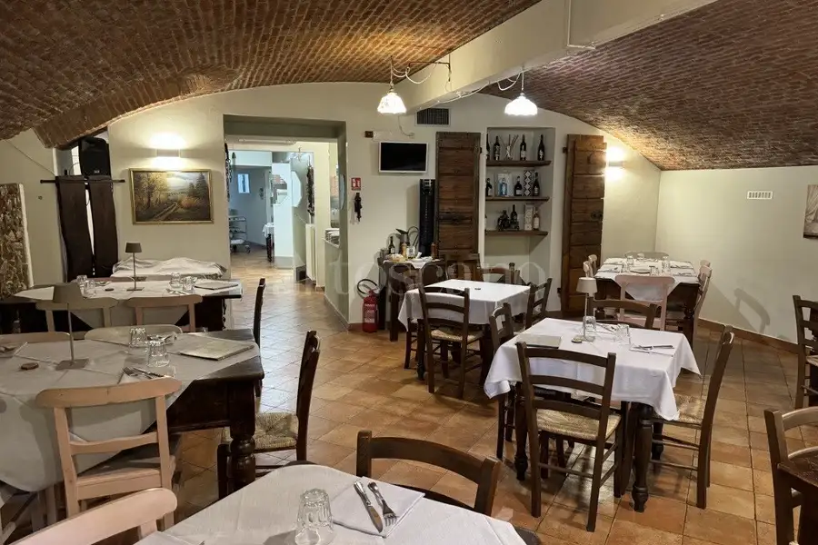 Attività Commerciale in vendita di 240 mq a €135,000 (rif. TS0314VE)
