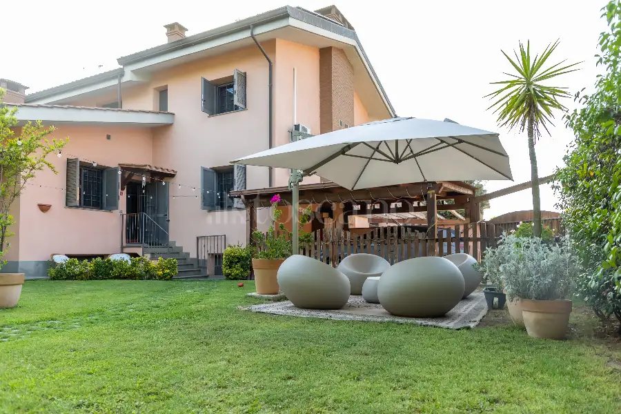 Villa in vendita di 160 mq a €479.000 (rif. 42/2026)
