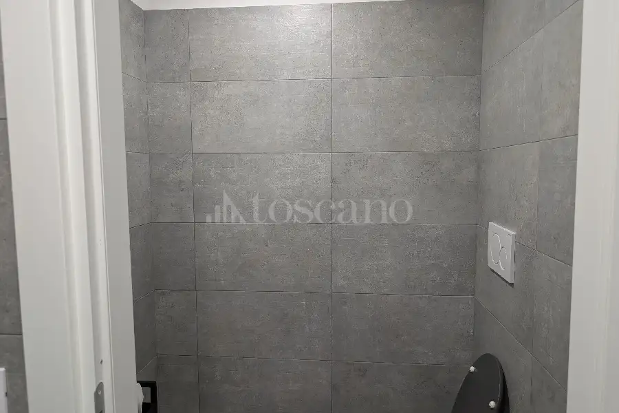 Negozio in vendita di 160 mq a €410.000 (rif. 4/2026)