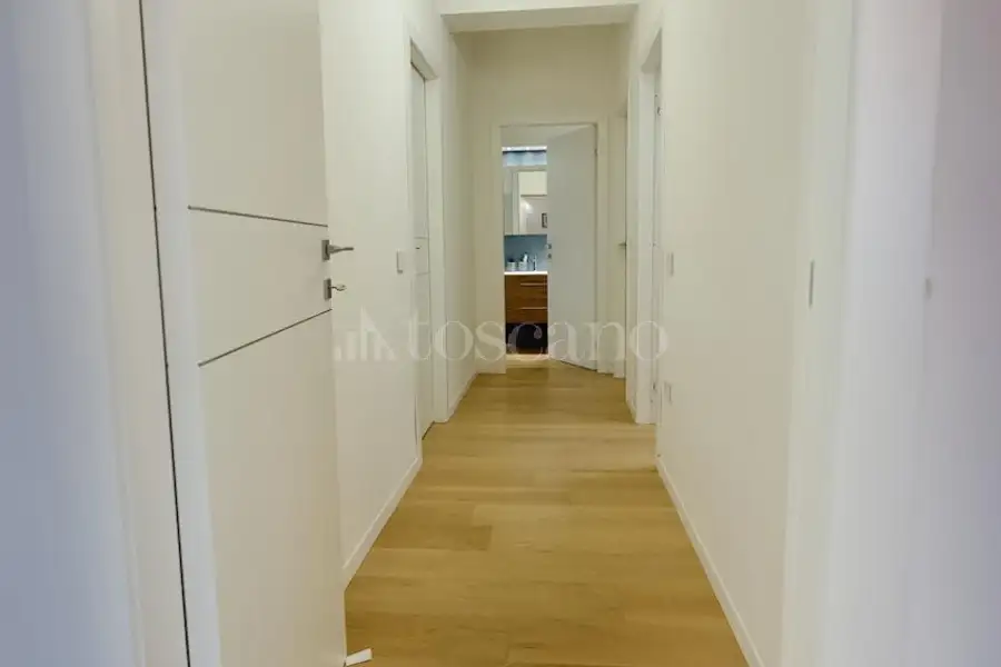 Casa Indipendente in vendita di 340 mq a €2.200.000 (rif. 43/2026)