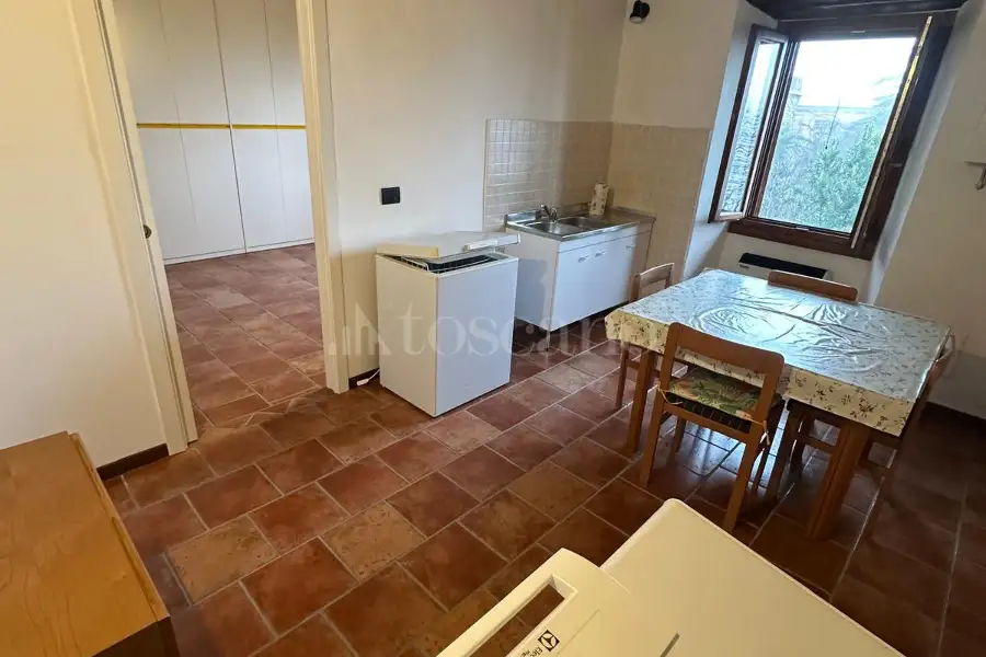 Casa Indipendente in vendita di 266 mq a €185.000 (rif. 64/2025)