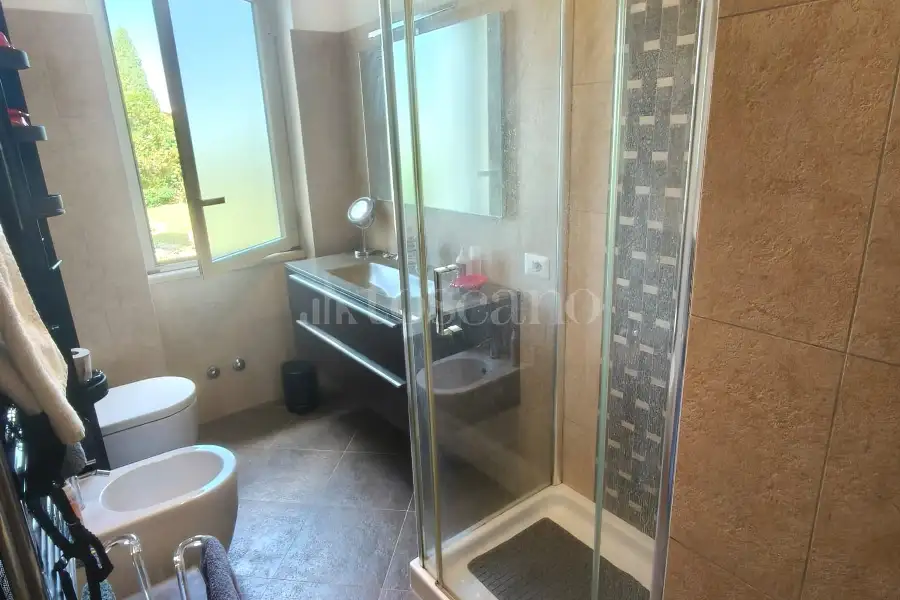 Villa in vendita di 300 mq a €845.000 (rif. 49/2026)