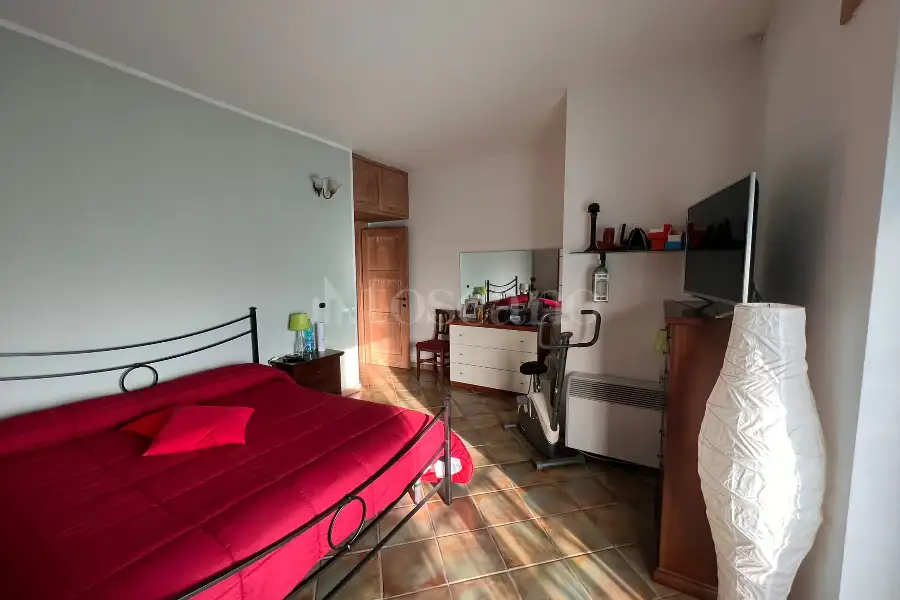 Palazzo in vendita di 800 mq a €390.000 (rif. 20/2024)