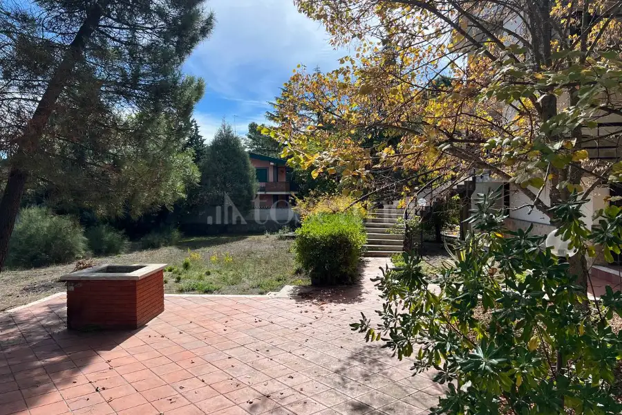 Villa in vendita di 396 mq a €445.000 (rif. 168/2025)
