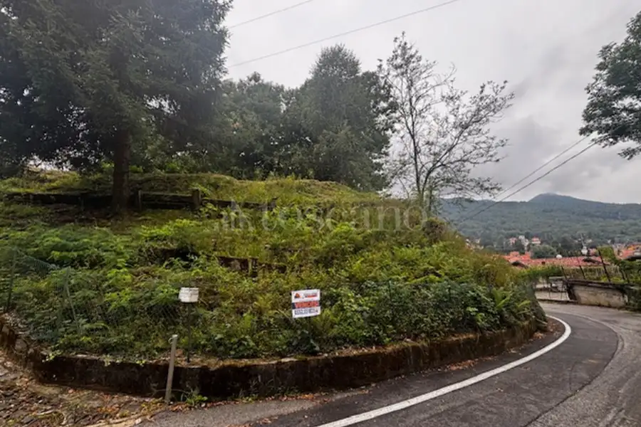 Edificabile Residenziali in vendita di 2.360 mq a €99.000 (rif. 93/2026)