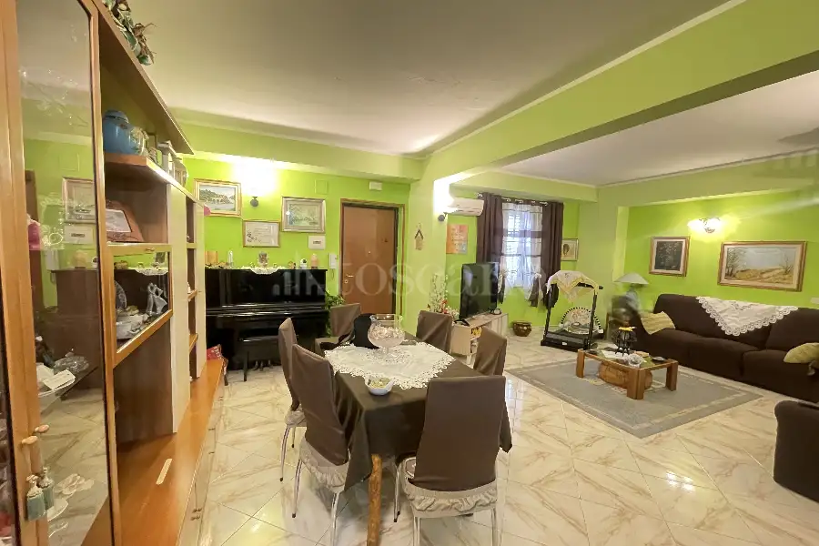 Villa in vendita di 259 mq a €340.000 (rif. 48/2025)