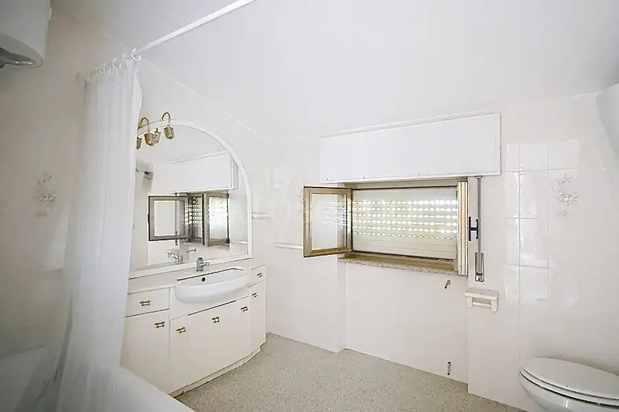 Casale in vendita di 560 mq a €380.000 (rif. 221/2026)