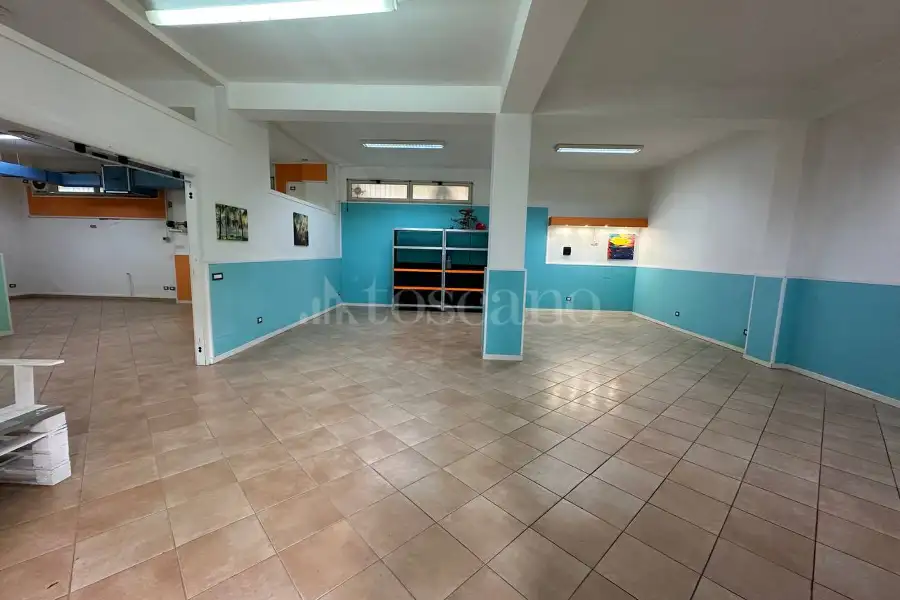 Magazzino in vendita di 136 mq a €88.000 (rif. 156/2025)