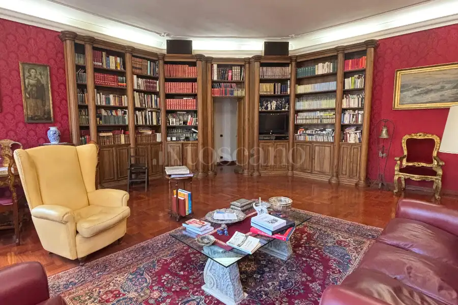 Casa in vendita di 232 mq a €1.099.000 (rif. 43/2025)