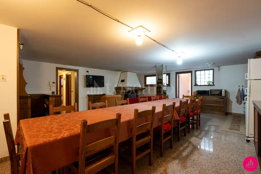 Villino a Schiera in vendita di 228 mq a €395.000 (rif. 177/2026)