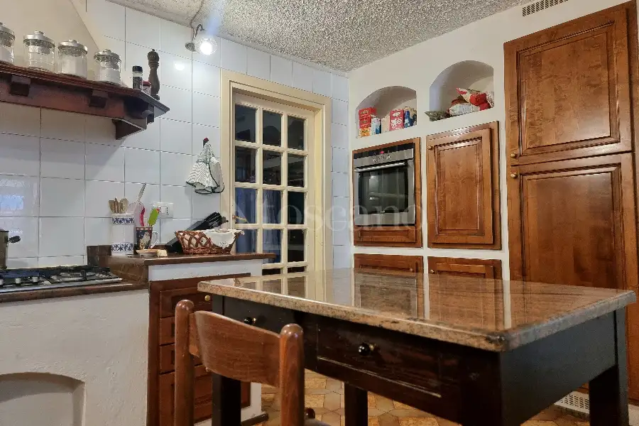 Villa in vendita di 300 mq a €599.000 (rif. 22/2024)