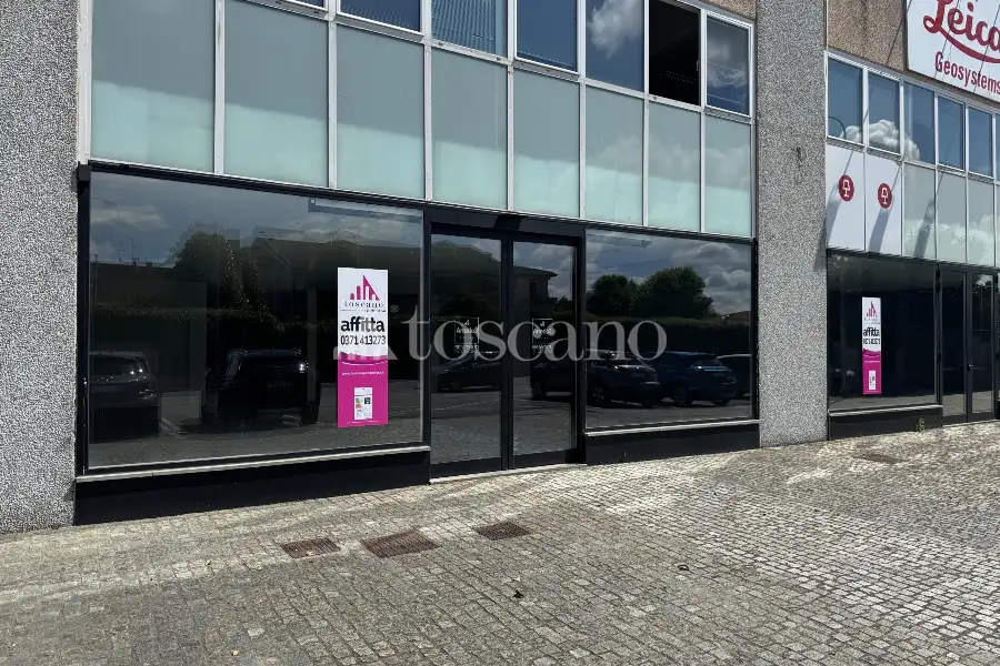 Negozio in vendita di 450 mq a €5,000 (rif. MRE0530AF)