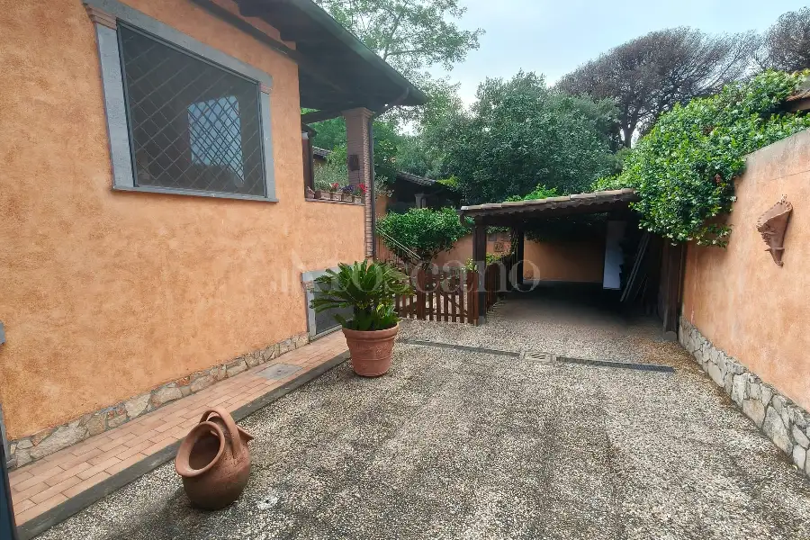 Villa in vendita di 180 mq a €365.000 (rif. 31/2026)