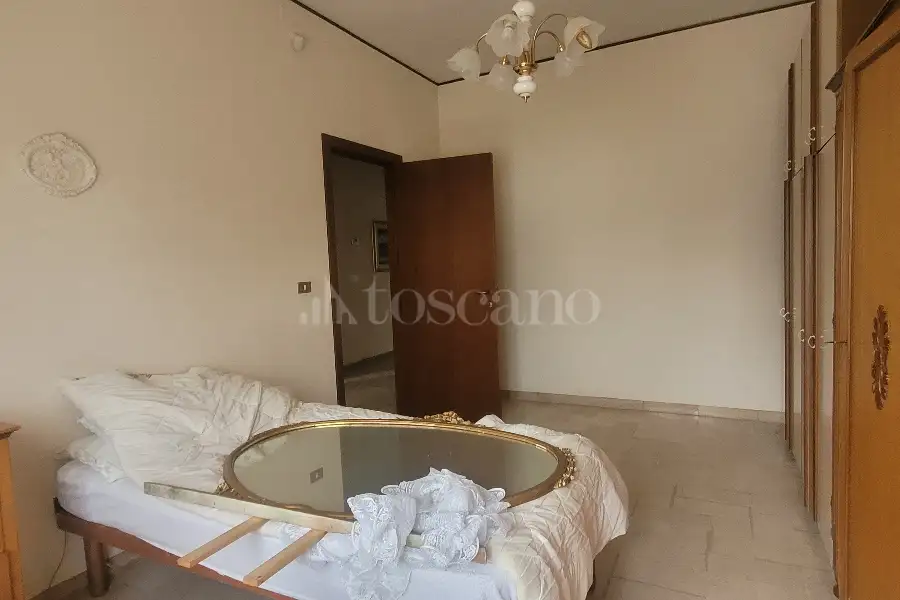 Casa Indipendente in vendita di 534 mq a €255.000 (rif. 1/2026)
