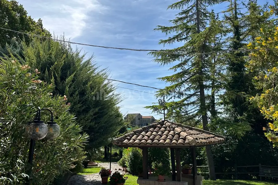 Negozio in vendita di 600 mq a €750.000 (rif. 17/2025)