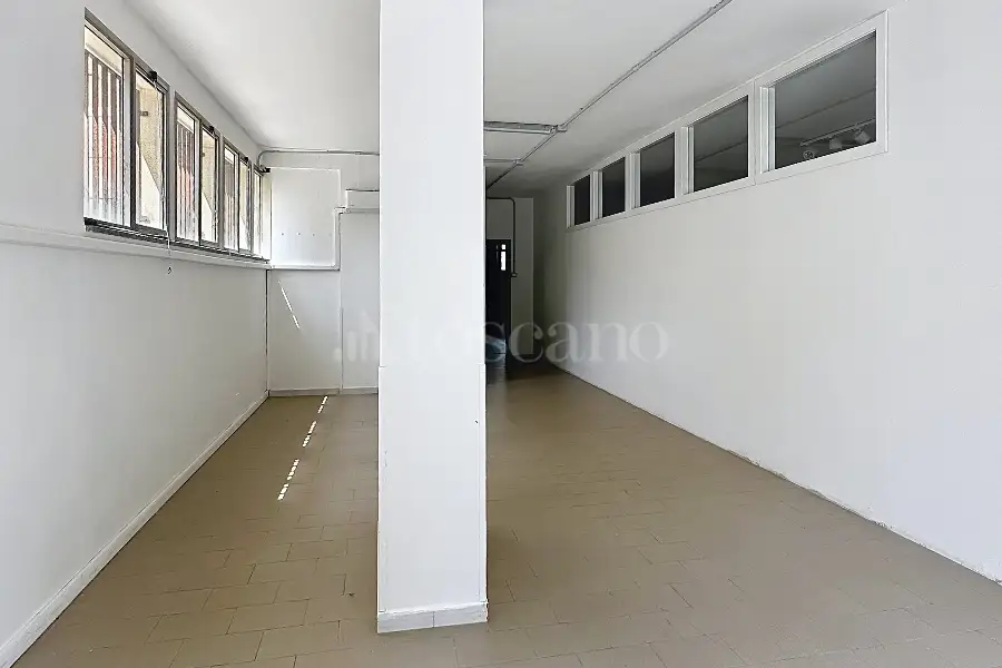 Negozio in vendita di 250 mq a €195.000 (rif. 71/2025)