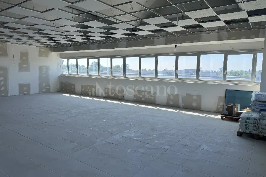 Ufficio in vendita di 180 mq a €1,000 (rif. MRE1253AF-1-1B)