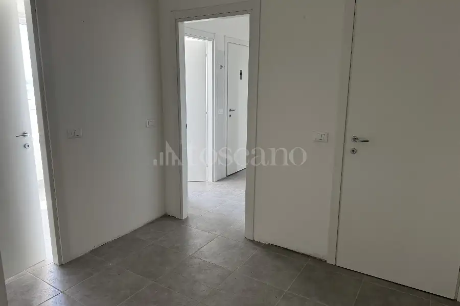 Ufficio in vendita di 130 mq a €834 (rif. MRE1253AF-3-1C)