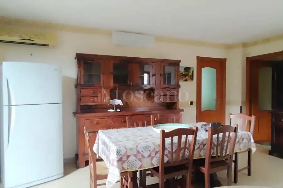 Villino a Schiera in vendita di 200 mq a €350.000 (rif. 1/2026)