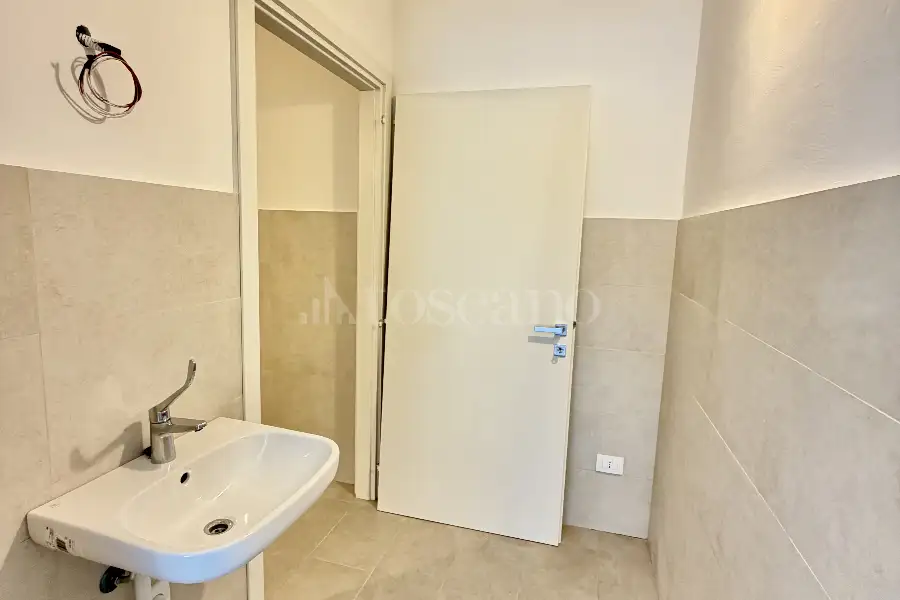 Negozio in vendita di 74 mq a €130.000 (rif. 46/2026)