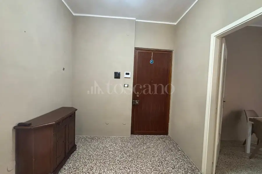 Stanza in affitto di 82 mq a €400 (rif. 38/2026)