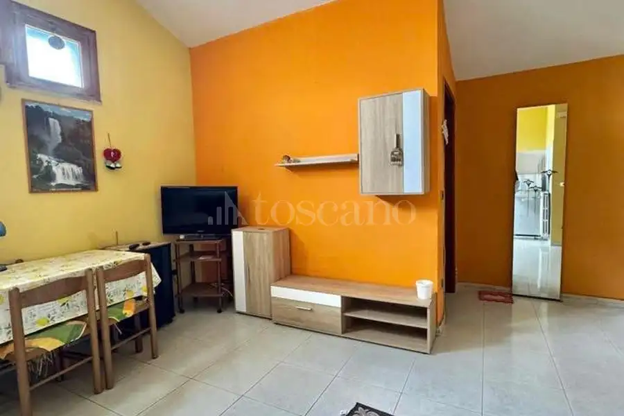 Casa in affitto di 60 mq a €300 (rif. 160/2026)