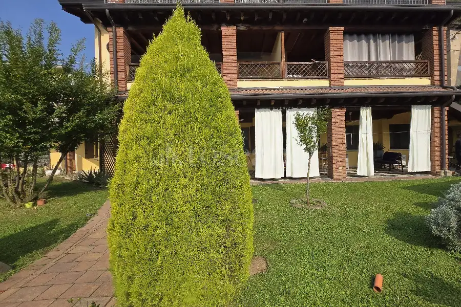 Villa in vendita di 200 mq a €395.000 (rif. 49/2025)