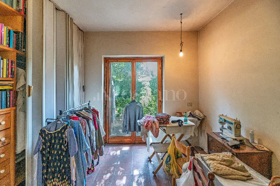 Villa Bifamiliare in vendita di 270 mq a €390.000 (rif. 15/2026)