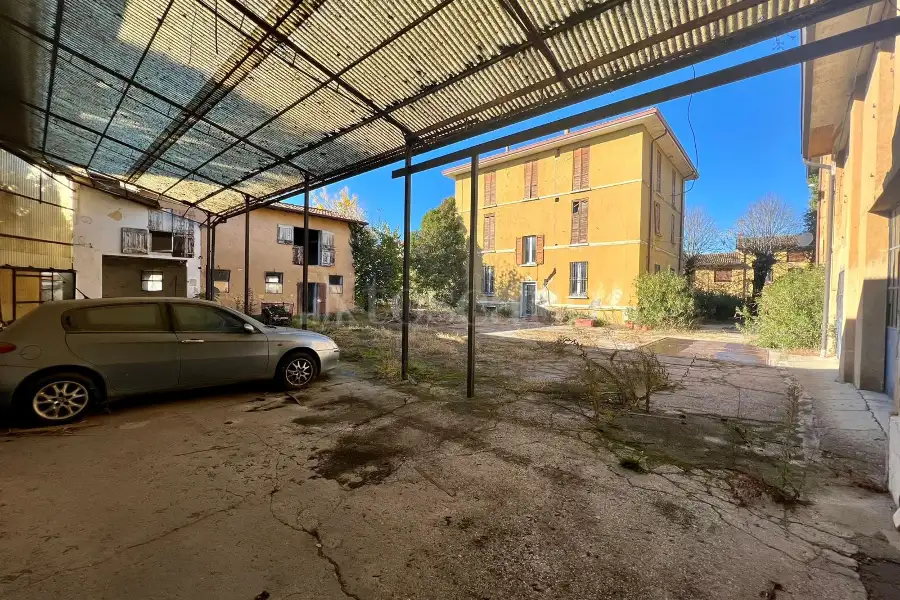 Rustico in vendita di 1.981 mq trattativa riservata (rif. 95/2022)