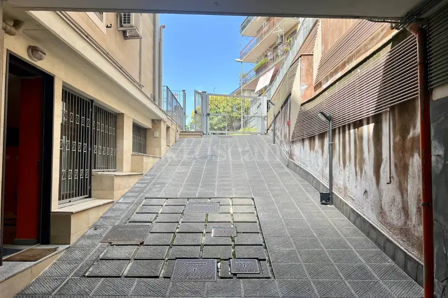 Magazzino in vendita di 215 mq a €149.000 (rif. 76/2025)