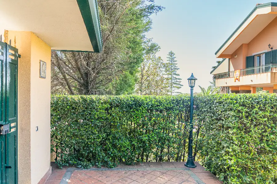 Villa in vendita di 630 mq a €785.000 (rif. 76/2026)