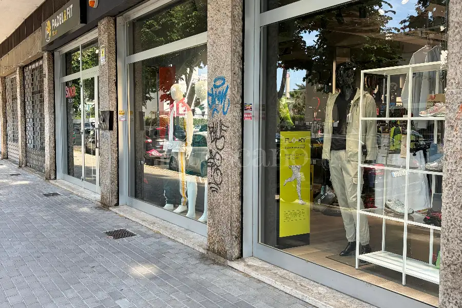 Attività Commerciale in vendita di 90 mq a €65.000 (rif. 42/2026)