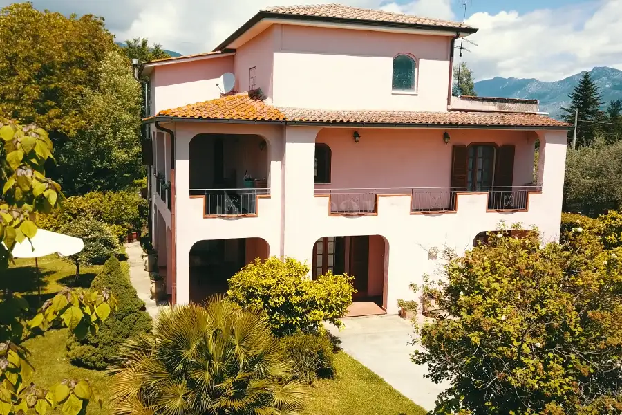 Villa in vendita di 230 mq a €268.000 (rif. 1/2025)