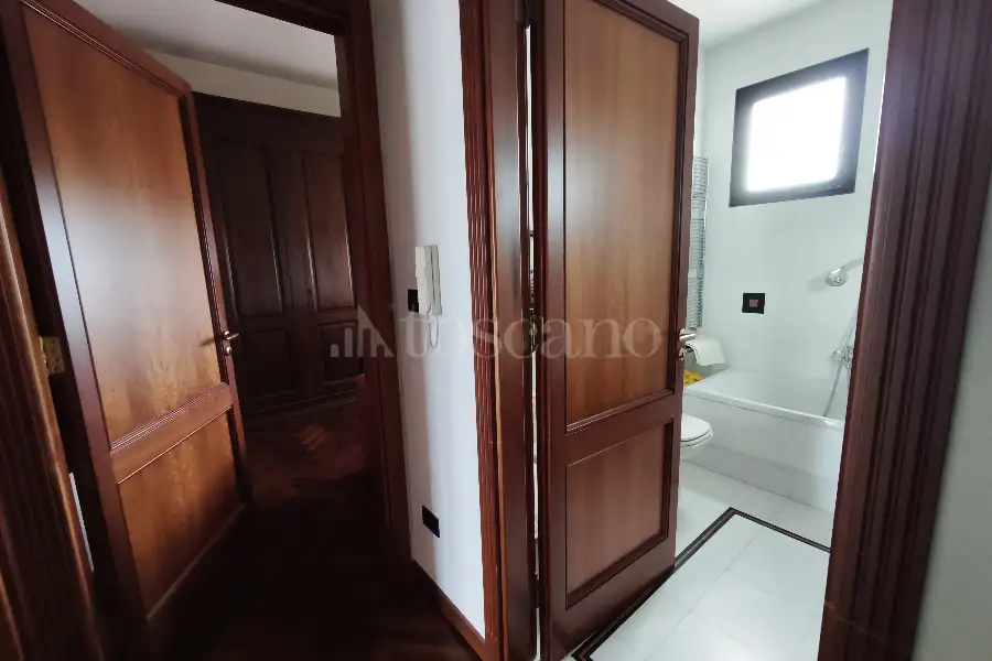 Attico in vendita di 164 mq a €330.000 (rif. 3/2026)
