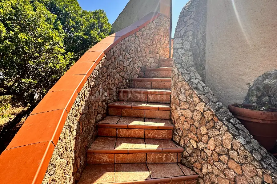 Villa in vendita di 278 mq a €1.400.000 (rif. 41/2025)