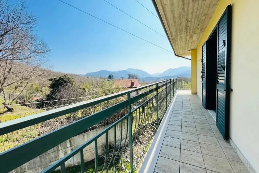 Villa in vendita di 280 mq a €275.000 (rif. 115/2026)