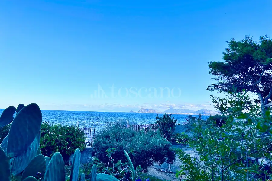 Villa in affitto di 101 mq a €1.100 (rif. 133/2026)