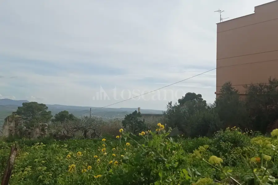 Casa Indipendente in vendita di 240 mq a €50.000 (rif. 5/2025)