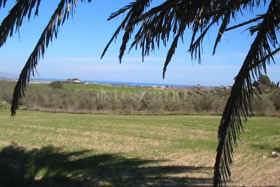 Casale in vendita di 406 mq a €660.000 (rif. 82/2026)