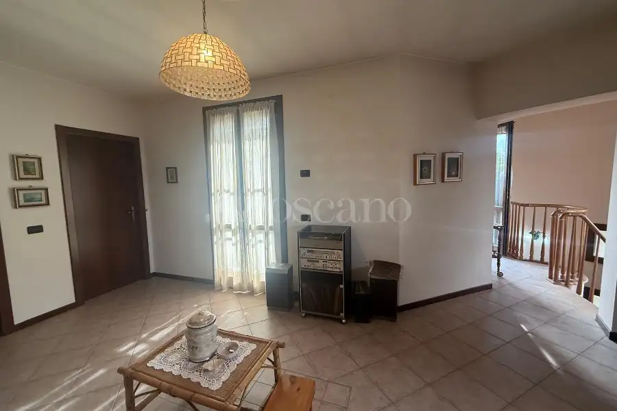 Casa Indipendente in vendita di 332 mq a €655.000 (rif. 52/2026)