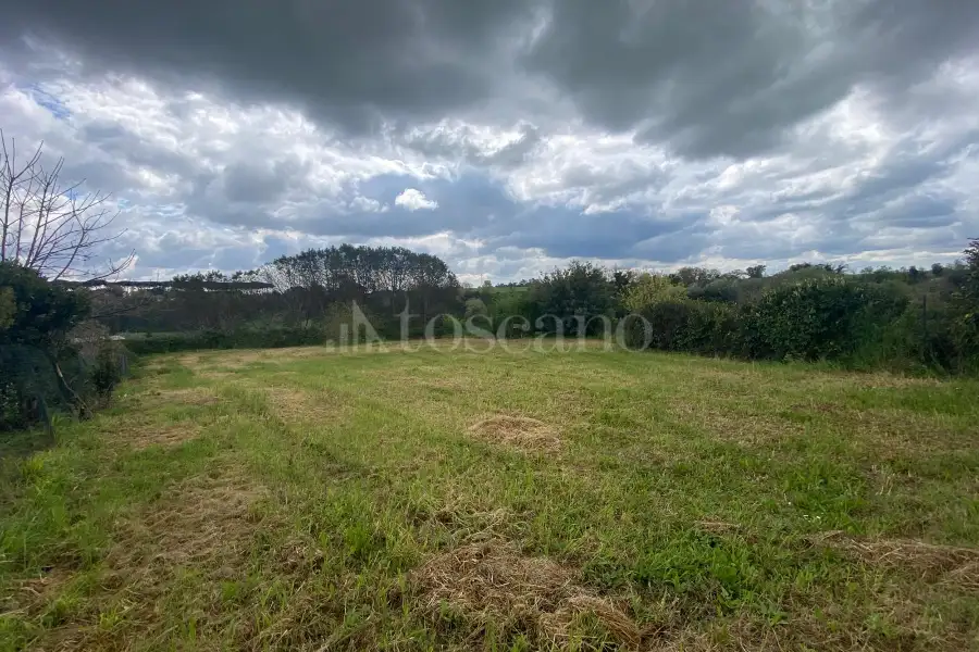 Agricolo in vendita di 1.500 mq a €40.000 (rif. 71/2025)