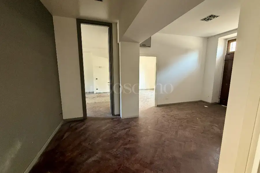Ufficio in affitto di 130 mq a €1.500 (rif. 24/2025)