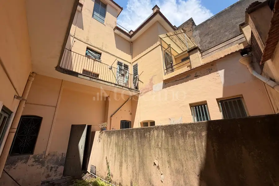 Palazzo in vendita di 263 mq a €248.000 (rif. 118/2026)