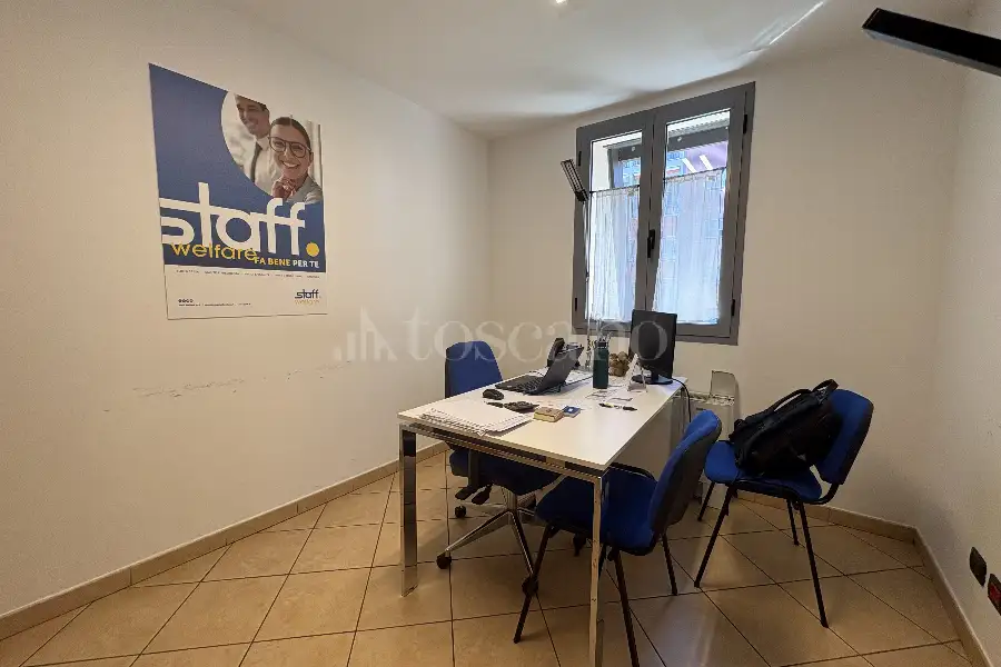 Ufficio in affitto di 180 mq a €2.166 (rif. 26/2026)