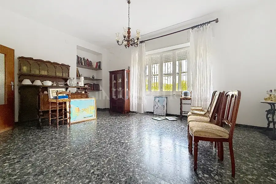 Casa Indipendente in vendita di 200 mq a €149.000 (rif. 185/2025)
